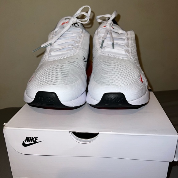 Air Max 270 - Picture 4 of 12